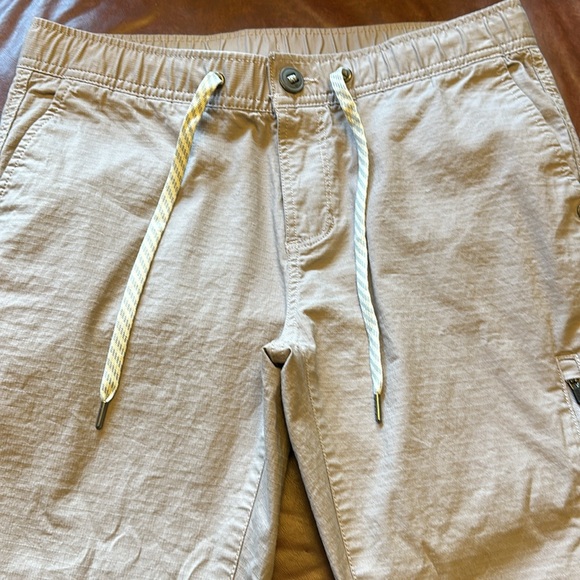 Vuori Ripstop Pant - Never Worn - Picture 10 of 11